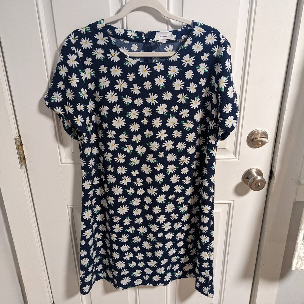 Short Sleeve Daisy Midi Sheath Dress